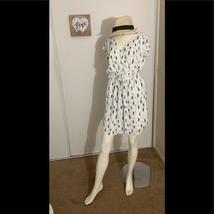 BEAUTIFUL CASUAL DRESS IN FEATHER PRINT DR2 ❤️